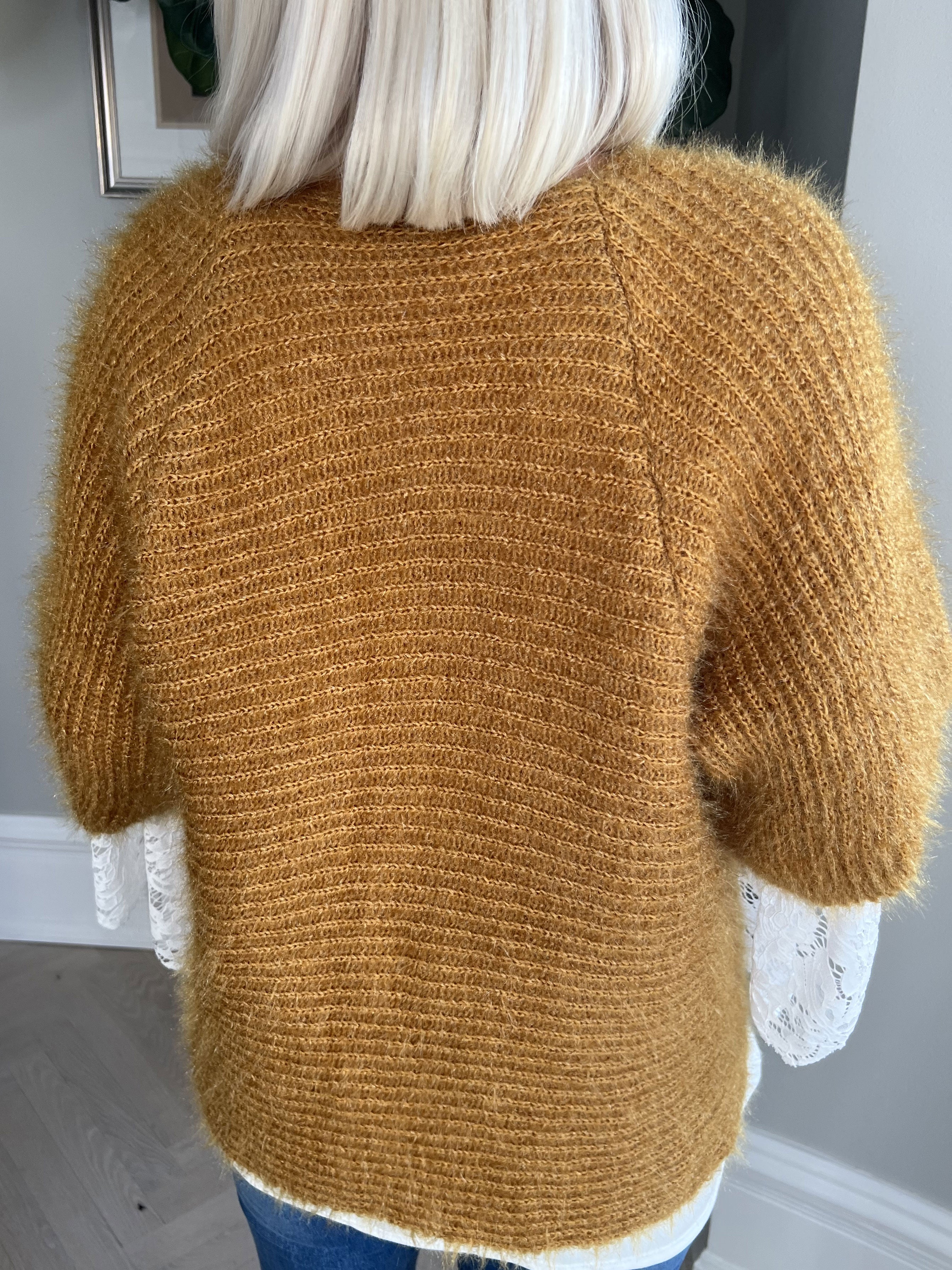 Franca - Sød fluffy bolero i strik